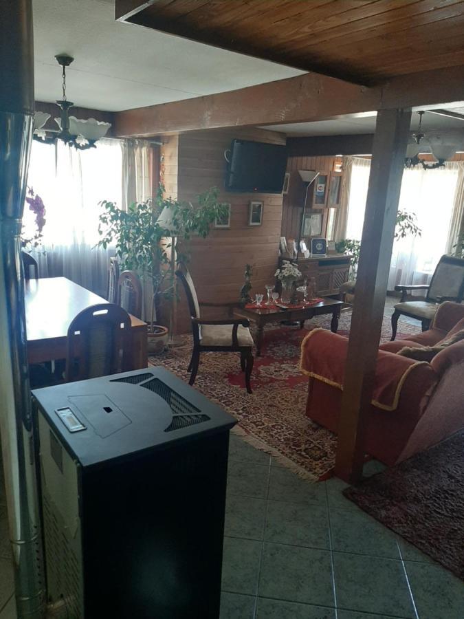 Hostal Victor Pucón Exteriör bild
